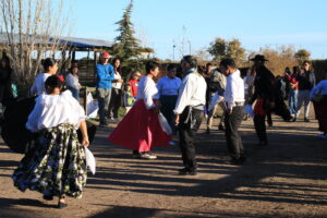 racimo-folklorico-baile-25-de-mayo-hipico-la-esperanza