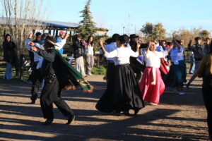 racimo-folklorico-baile-25-de-mayo-hipico-la-esperanza
